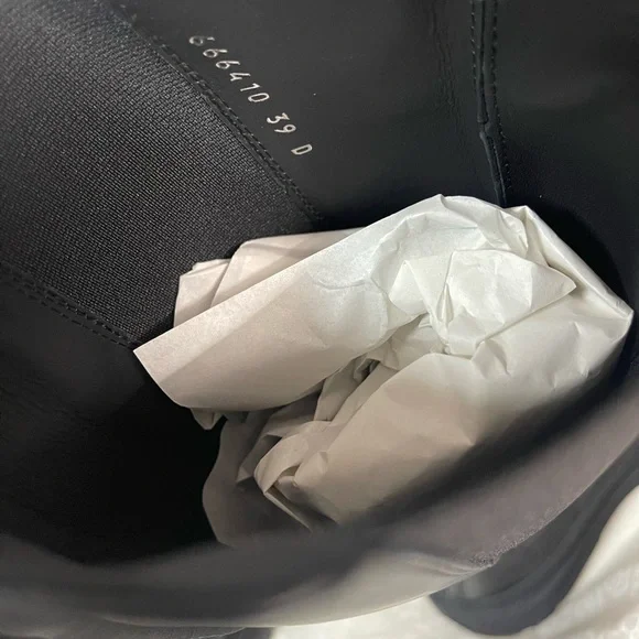 COPY - BNIB Alexander McQueen 666410WHZ66 Woman’s boot Black 40 - Picture 6 of 16